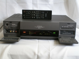 видеомагнитофон hi fi. Panasonic nv-fs900. видеомагнитофон hi fi. видеомагнитофон hi fi. видеомагнитофон akai vs f220edg.