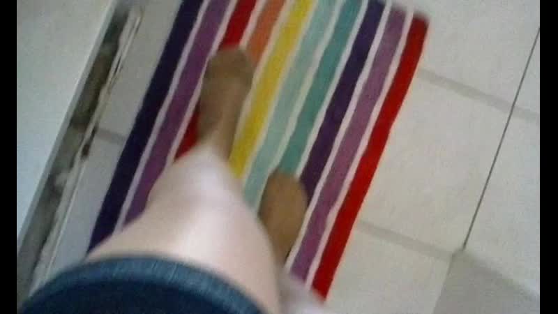 Wet tan pantyhose feet(480P).mp4